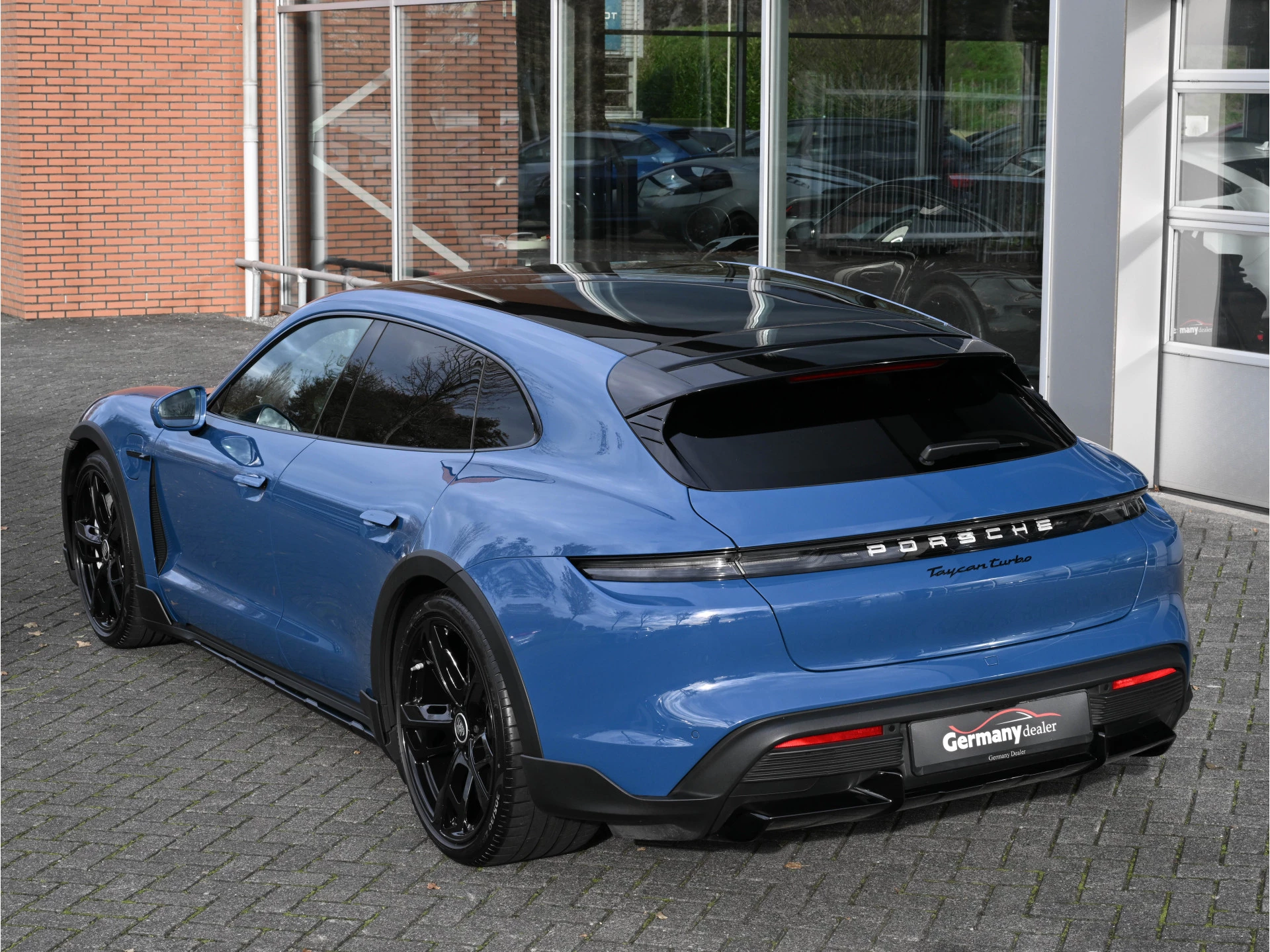 Hoofdafbeelding Porsche Taycan