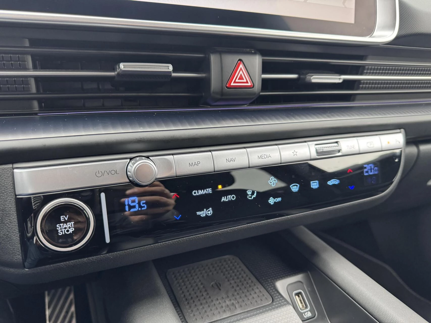 Hoofdafbeelding Hyundai IONIQ 6