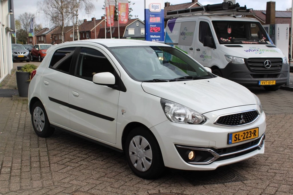 Hoofdafbeelding Mitsubishi Space Star