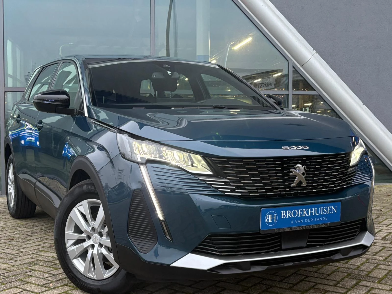 Hoofdafbeelding Peugeot 5008