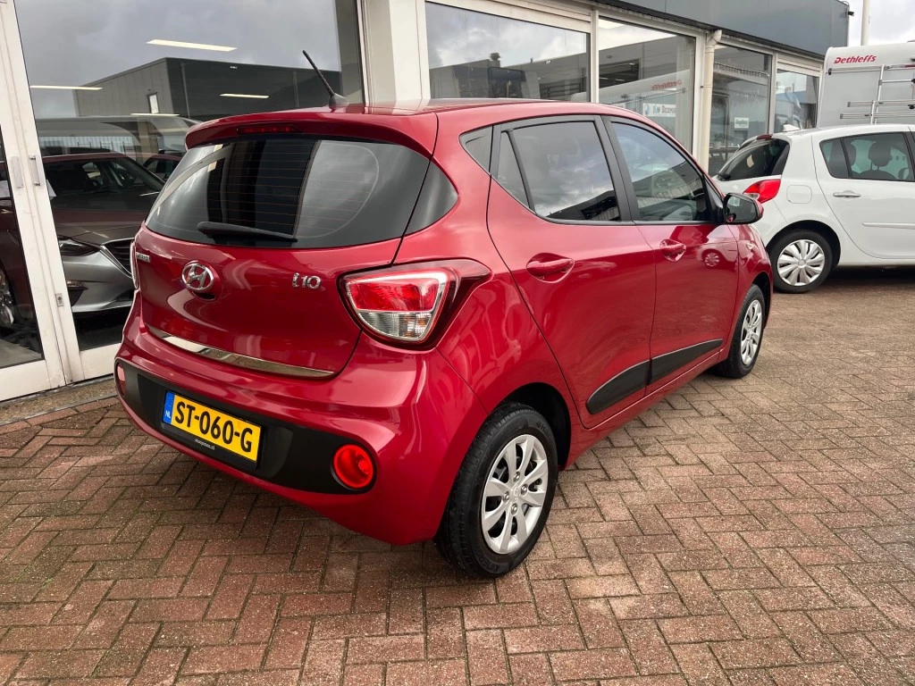 Hoofdafbeelding Hyundai i10