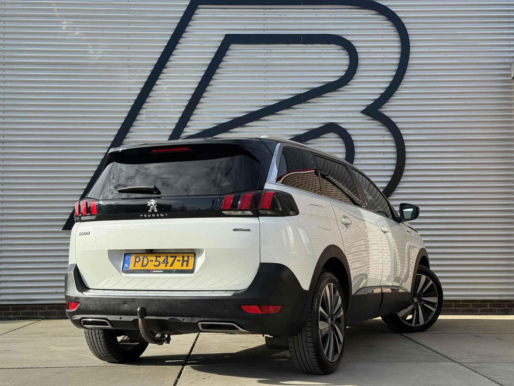 Hoofdafbeelding Peugeot 5008