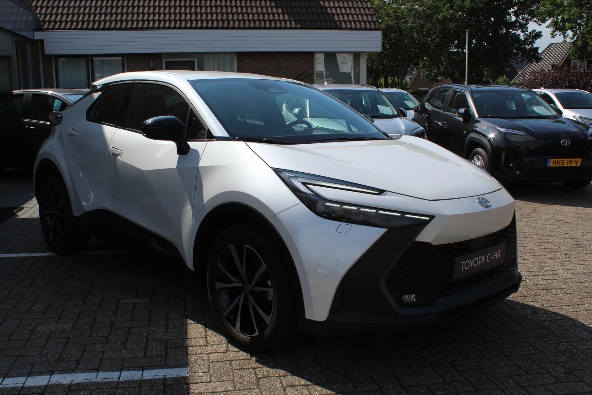 Hoofdafbeelding Toyota C-HR