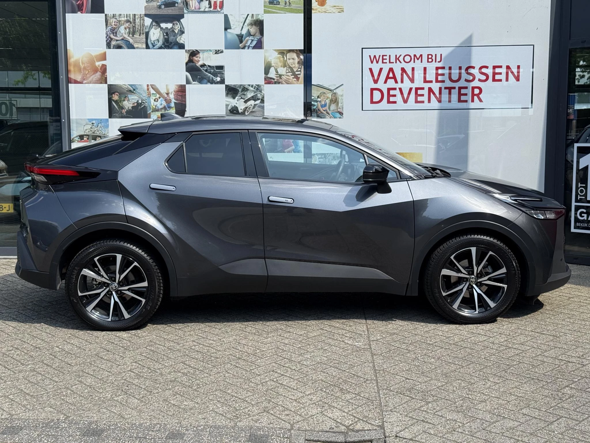 Hoofdafbeelding Toyota C-HR