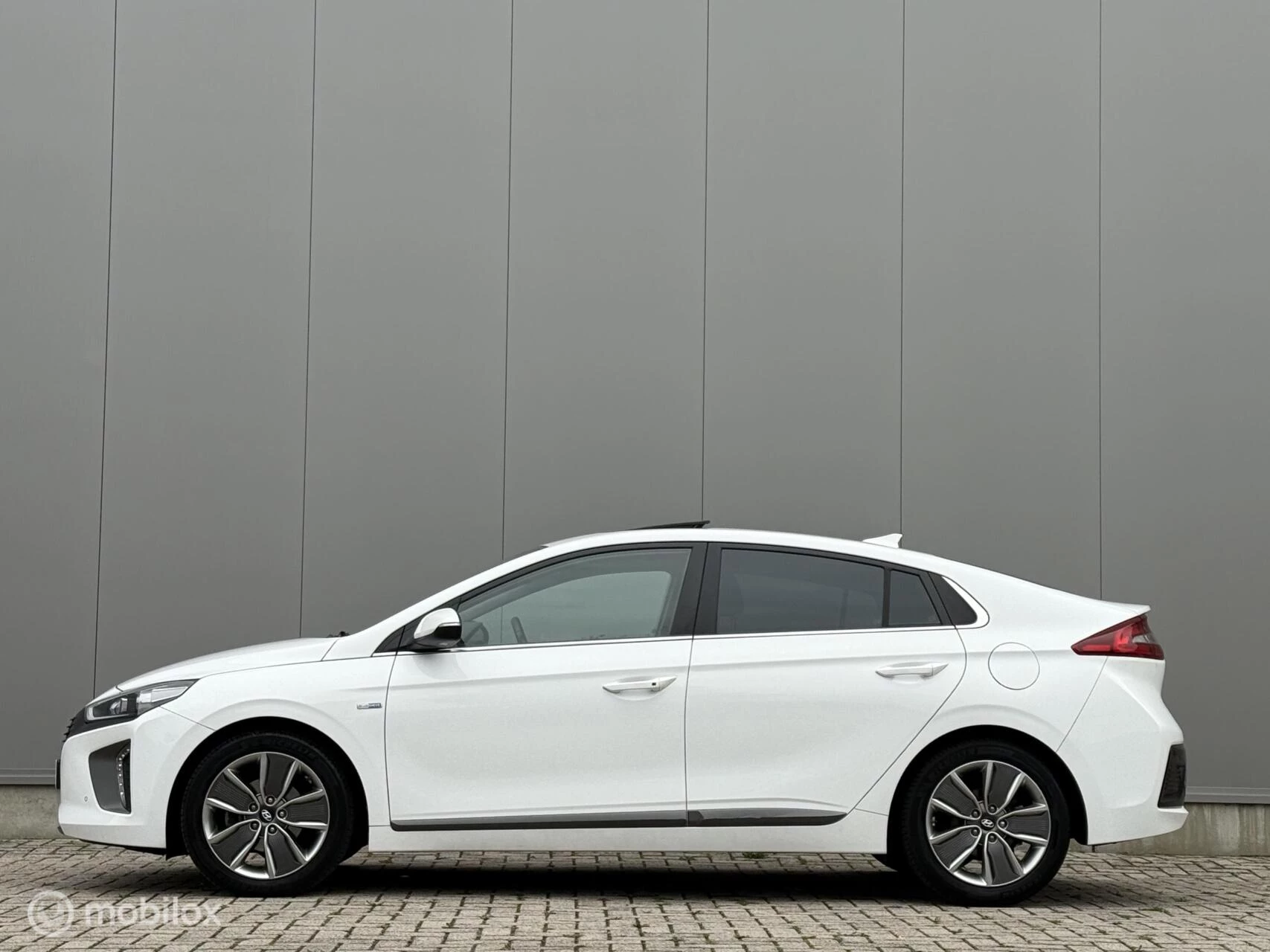 Hoofdafbeelding Hyundai IONIQ