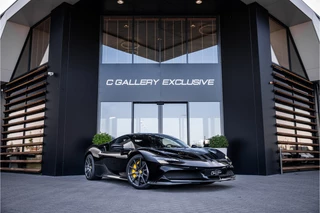Hoofdafbeelding Ferrari SF90 Stradale Ferrari SF90 Stradale 4.0 V8 - BTW l NL Auto l Lift l Fabrieksgarantie l Carbon in & exterieur