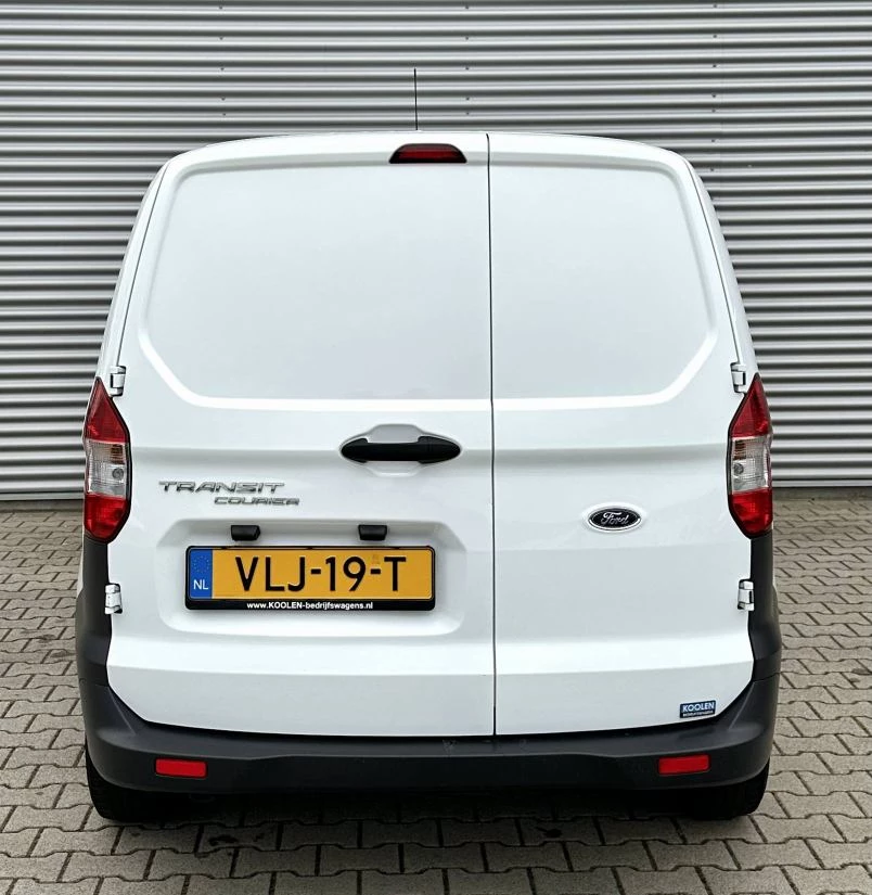 Hoofdafbeelding Ford Transit Courier