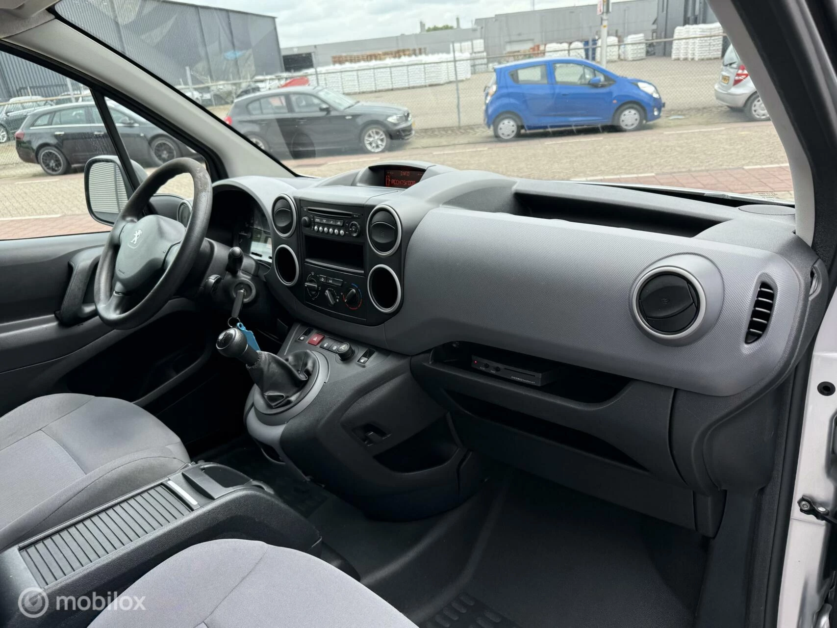 Hoofdafbeelding Peugeot Partner