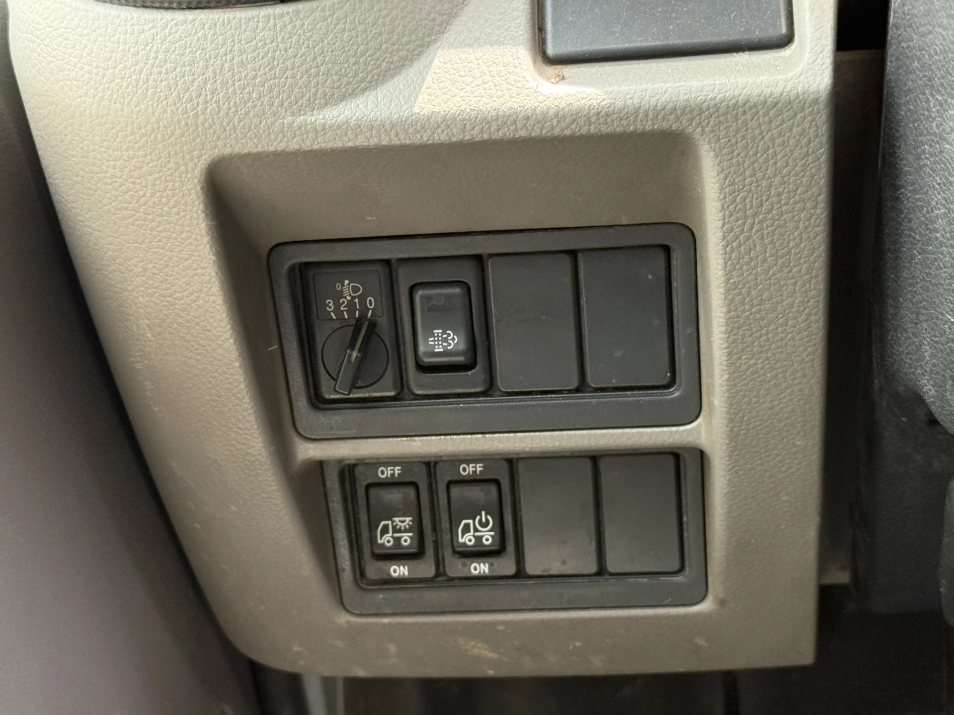 Hoofdafbeelding Nissan NT400