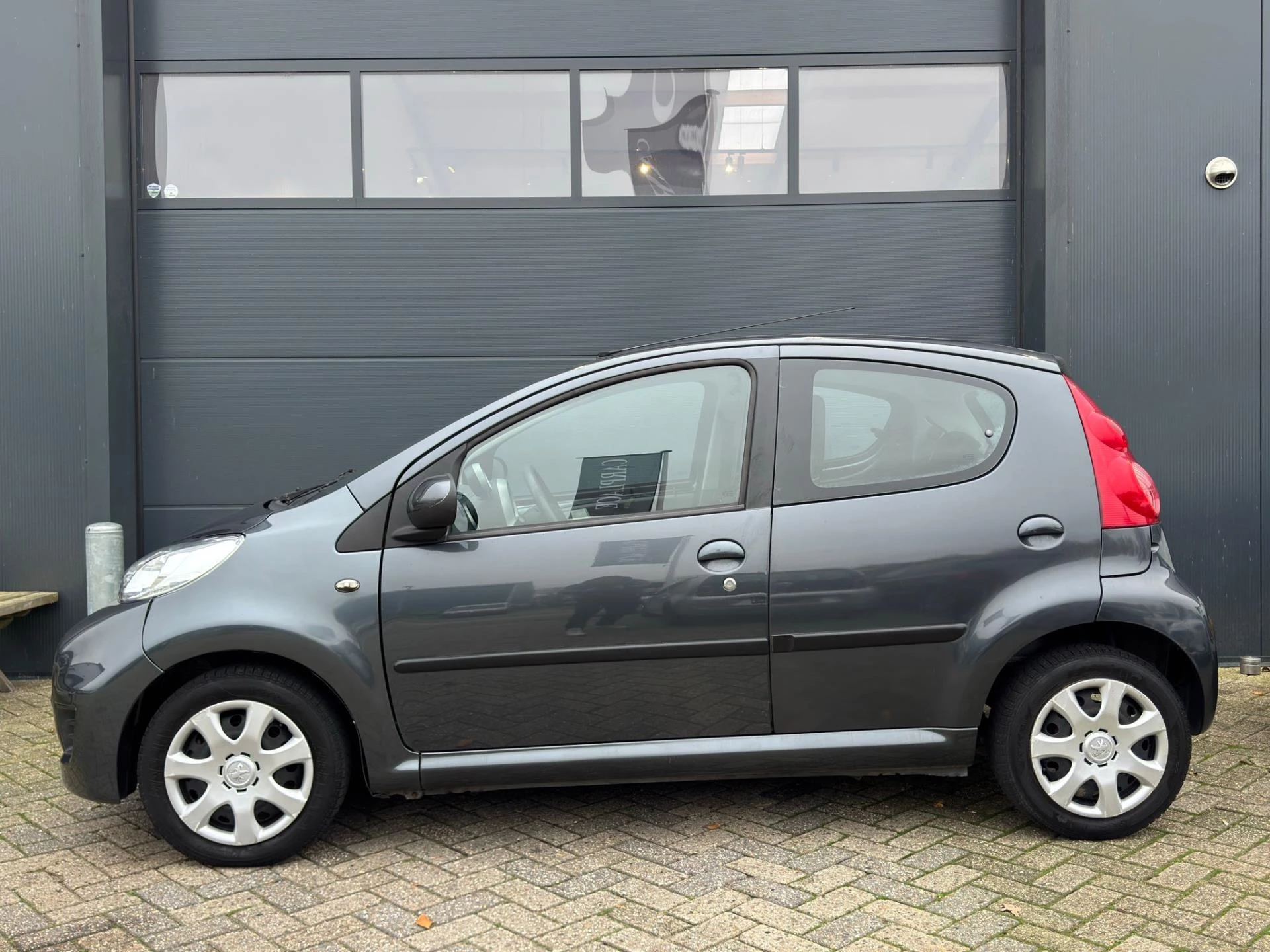 Hoofdafbeelding Peugeot 107