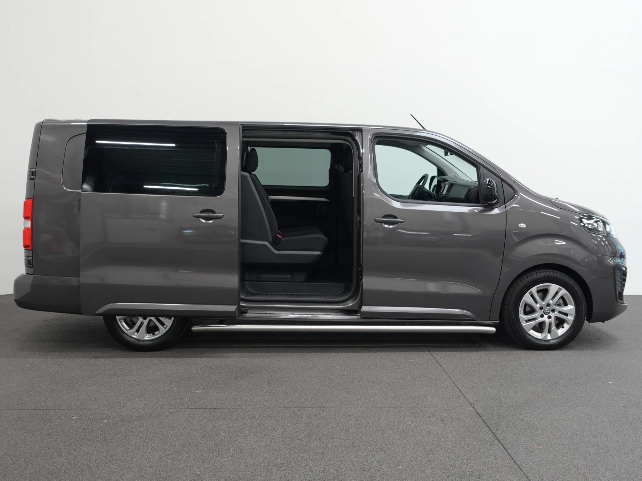 Hoofdafbeelding Opel Vivaro-e