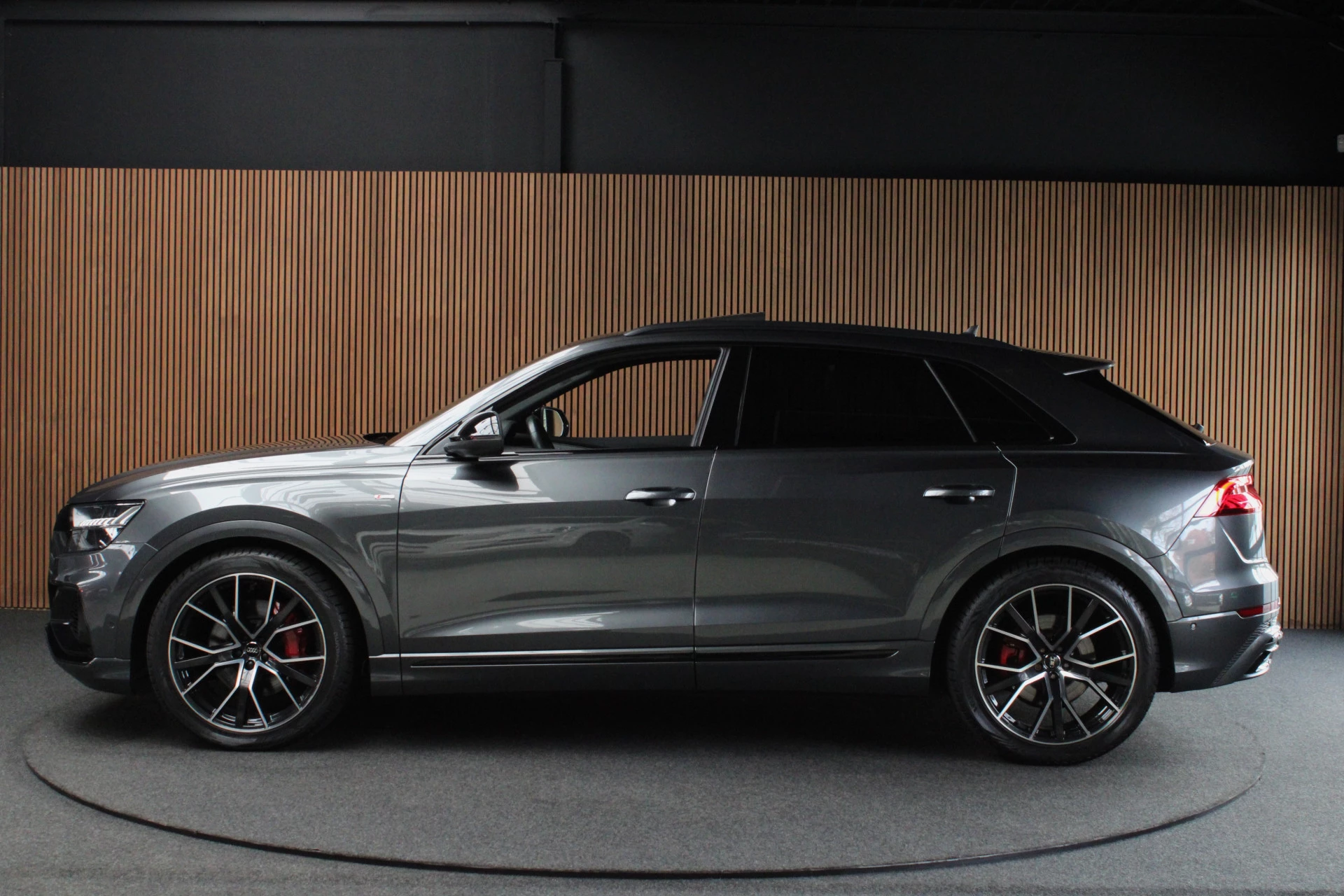 Hoofdafbeelding Audi Q8