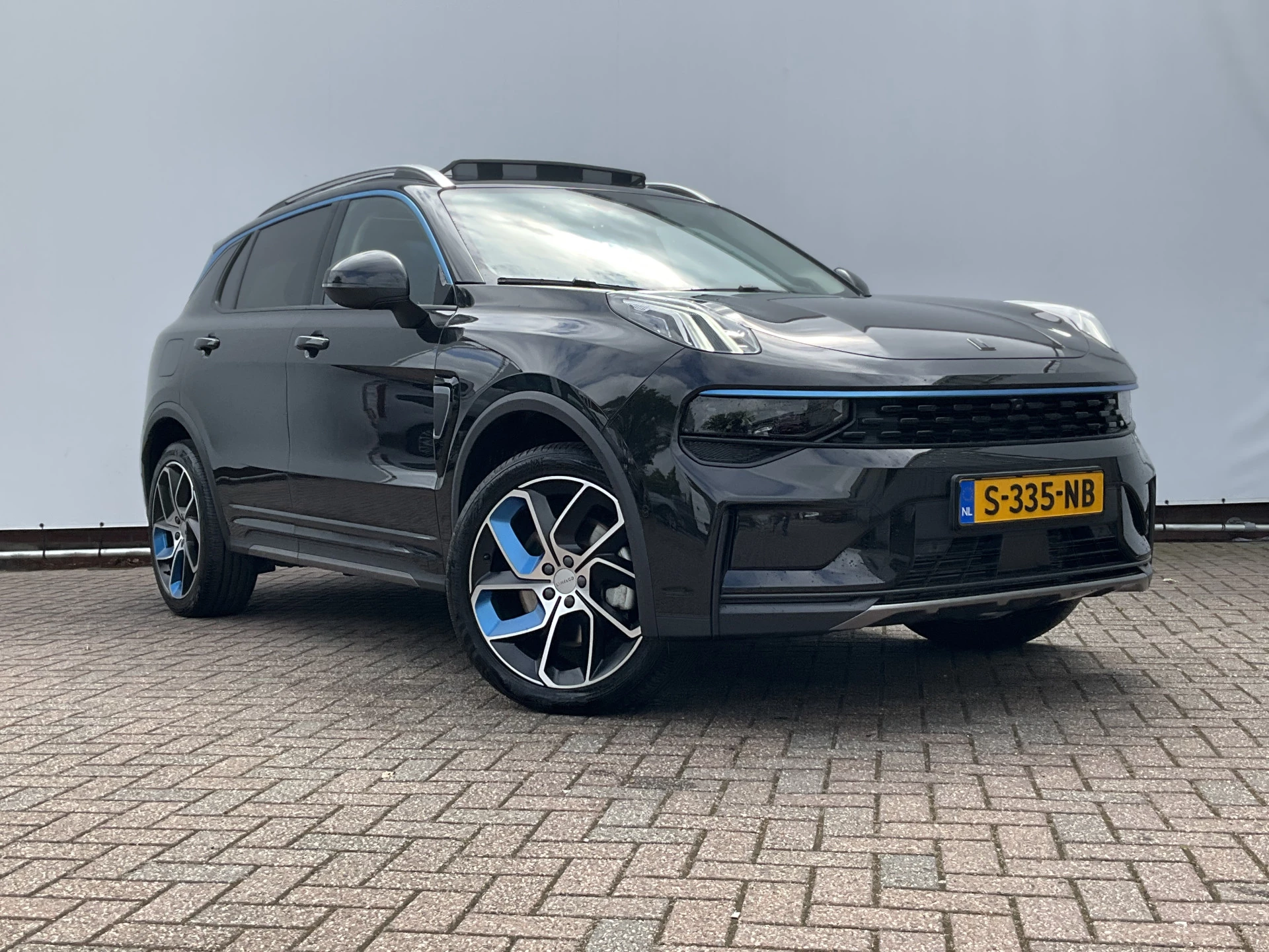Hoofdafbeelding Lynk & Co 01
