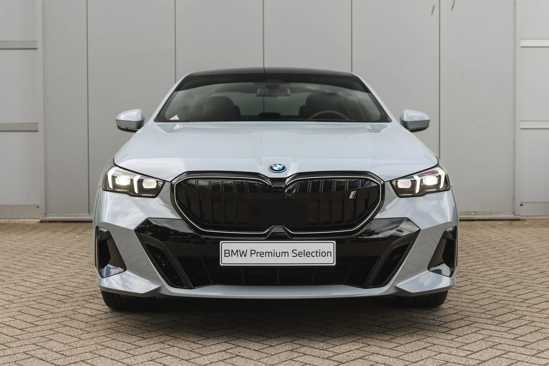 Hoofdafbeelding BMW i5
