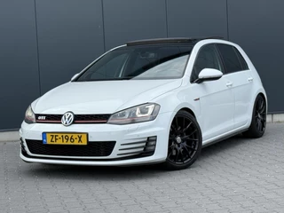 Volkswagen Golf 2.0 TSI GTI Performance Pano - DSG - Led - Navi - Dynaudio