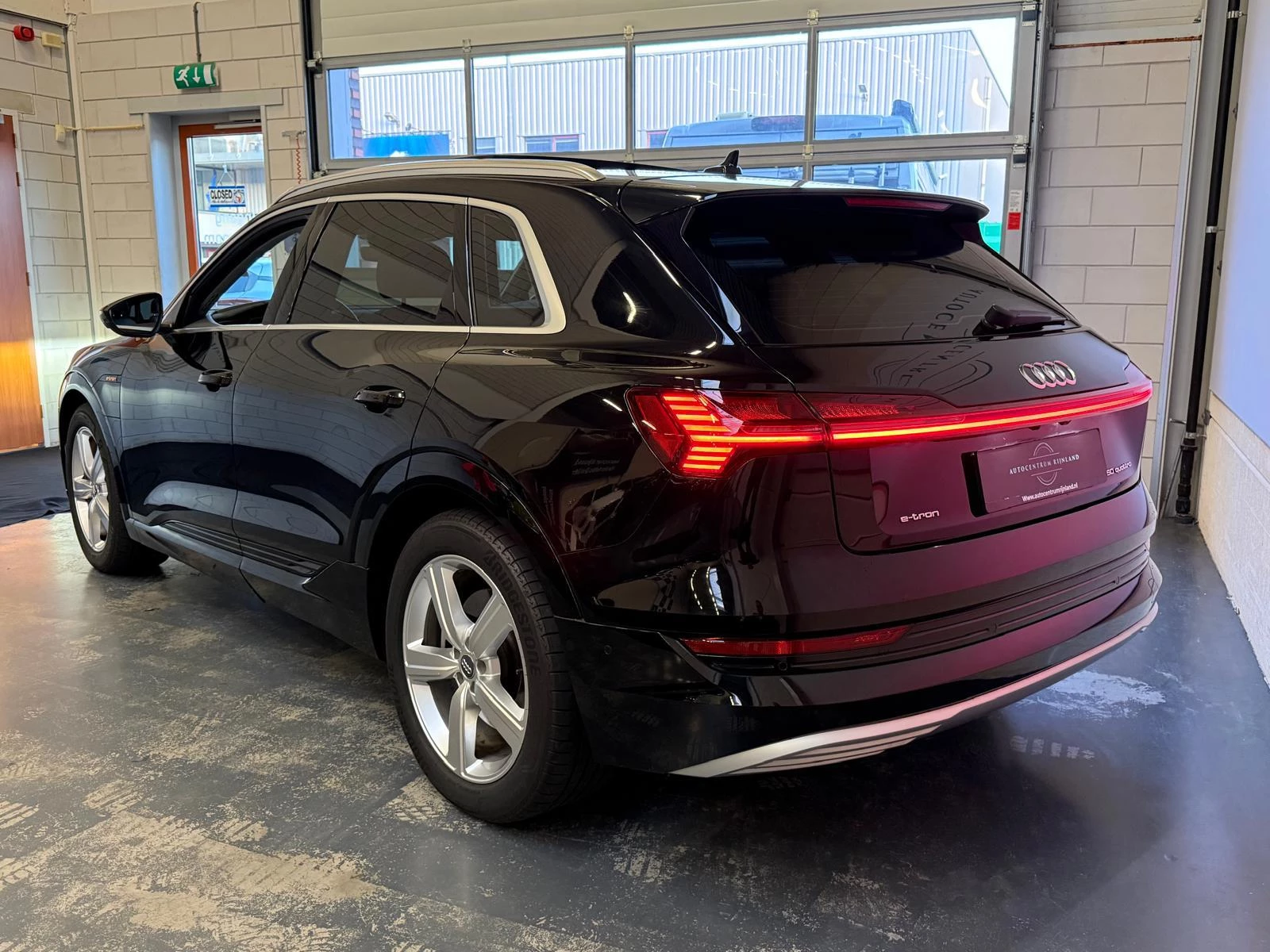 Hoofdafbeelding Audi e-tron