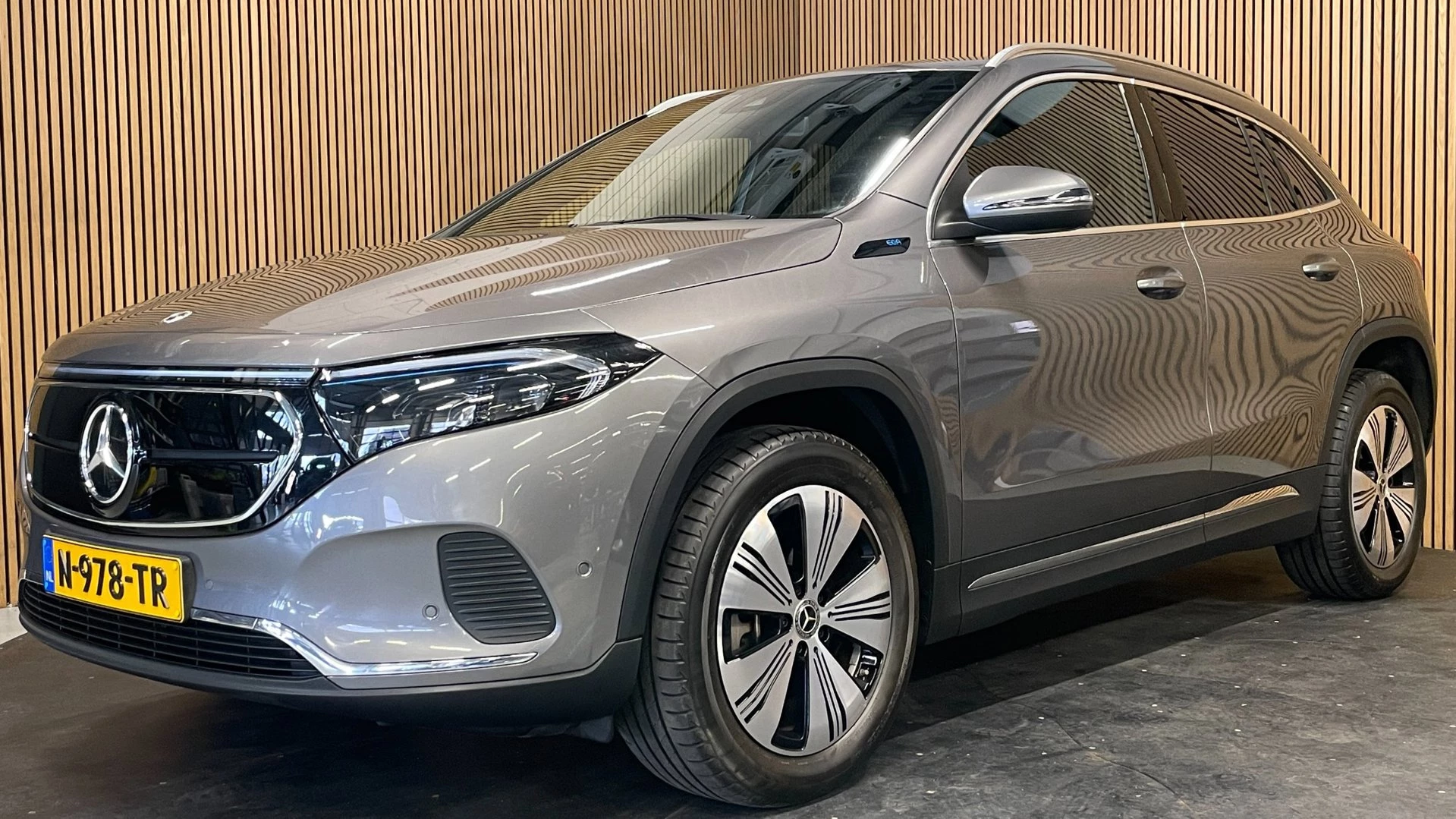 Hoofdafbeelding Mercedes-Benz EQA