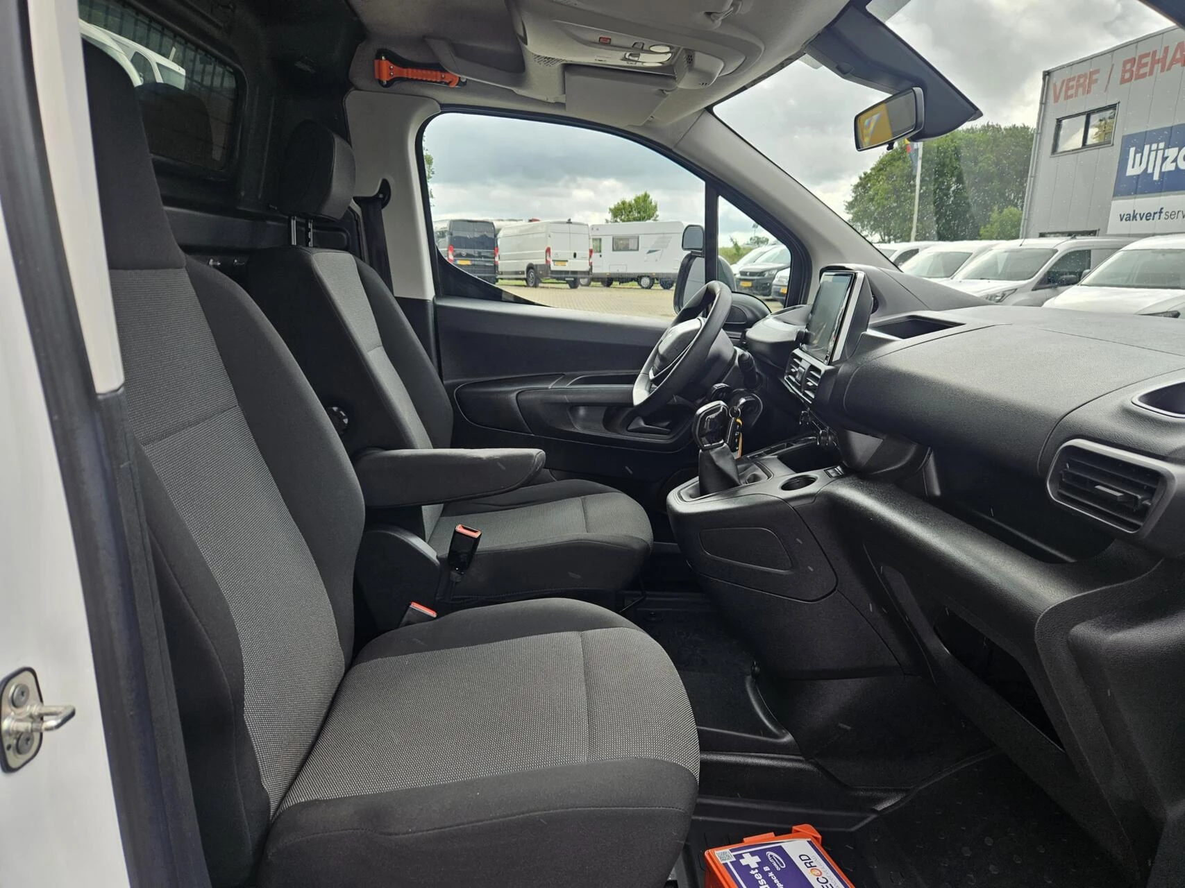 Hoofdafbeelding Peugeot Partner