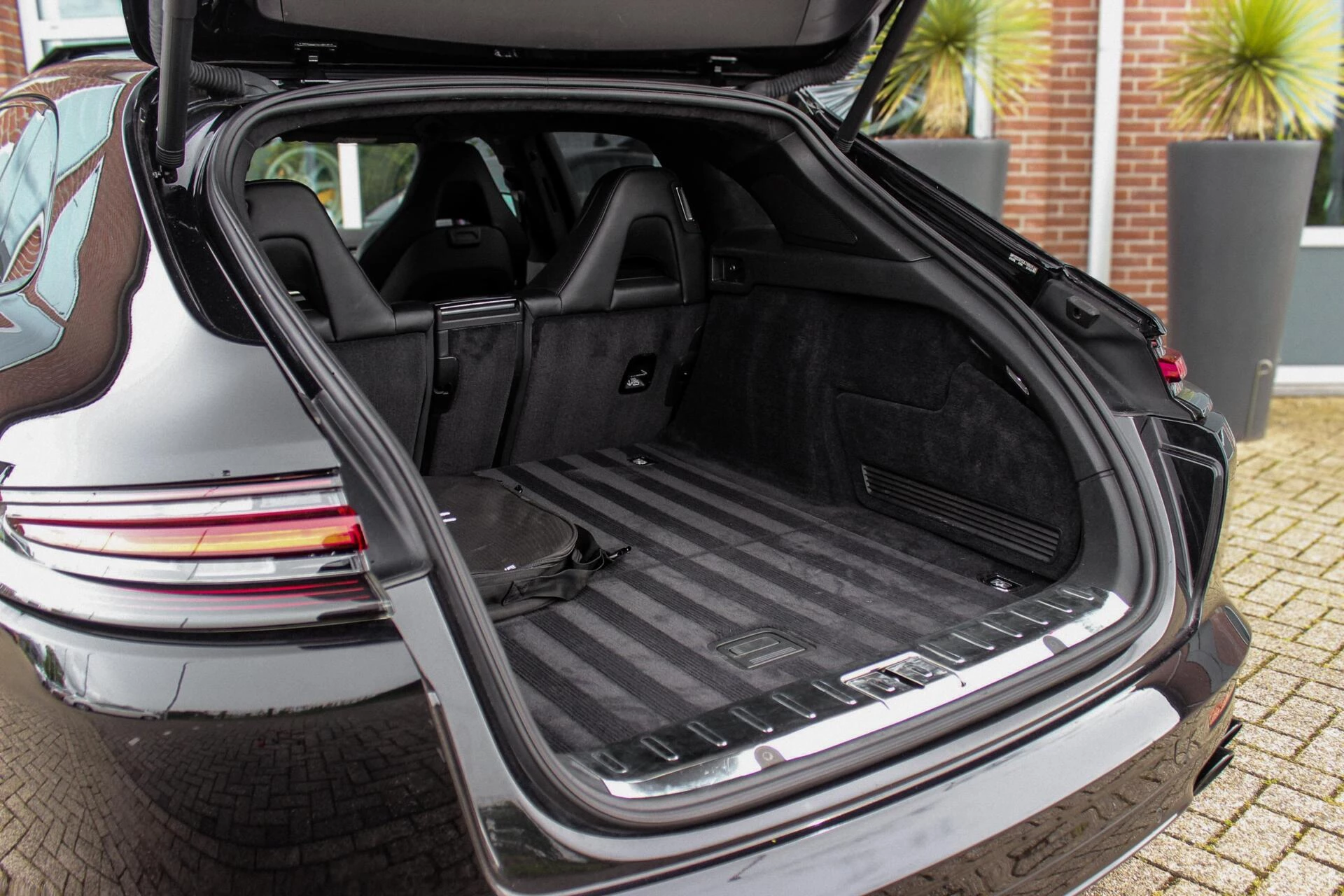 Hoofdafbeelding Porsche Panamera