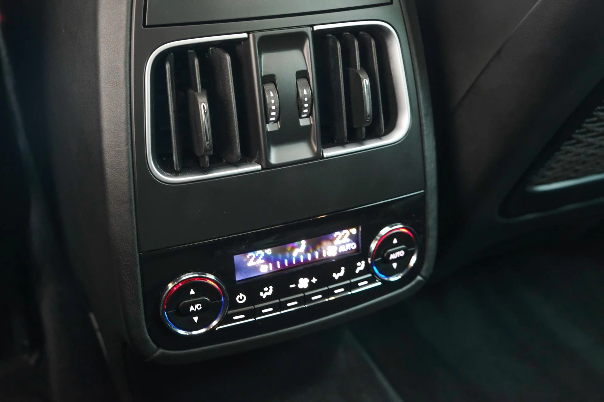 Hoofdafbeelding Maserati Levante