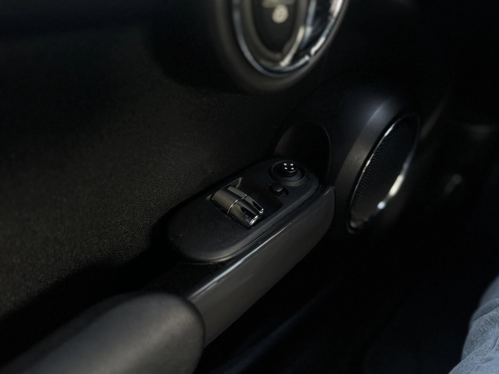 Hoofdafbeelding MINI One