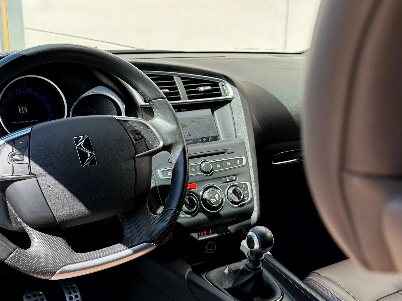 Hoofdafbeelding DS DS 4