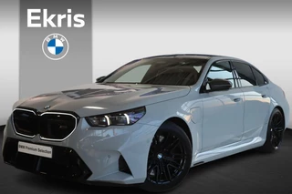 Hoofdafbeelding BMW M5 BMW M5 Sedan Direct leverbaar!! / Driving Assistant Professional | Comfort Pack | B&W | elek. trekhaak