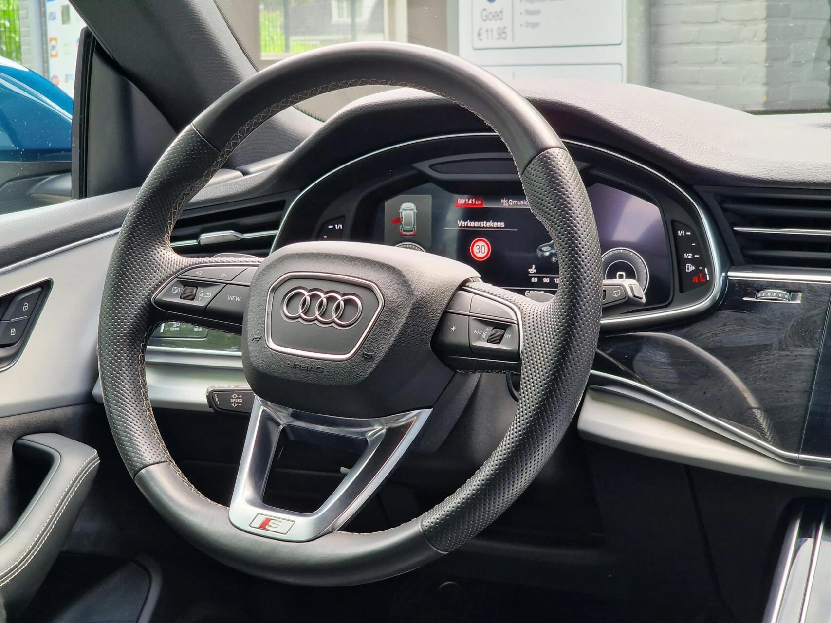 Hoofdafbeelding Audi Q8