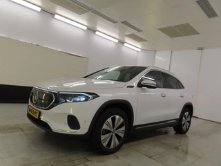 Mercedes EQA 300 228pk 4MATIC Luxury 95% SoH [ TREKHAAK+PANO+SFEERVERL.+STOELVERWARMING ]