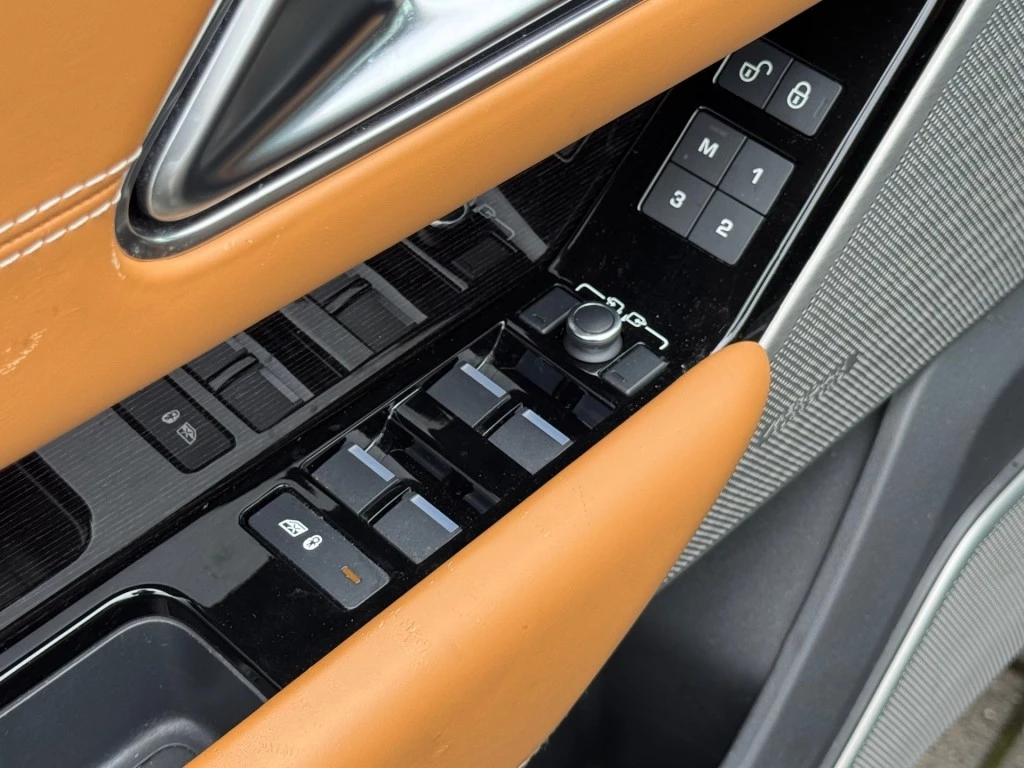 Hoofdafbeelding Land Rover Range Rover Velar