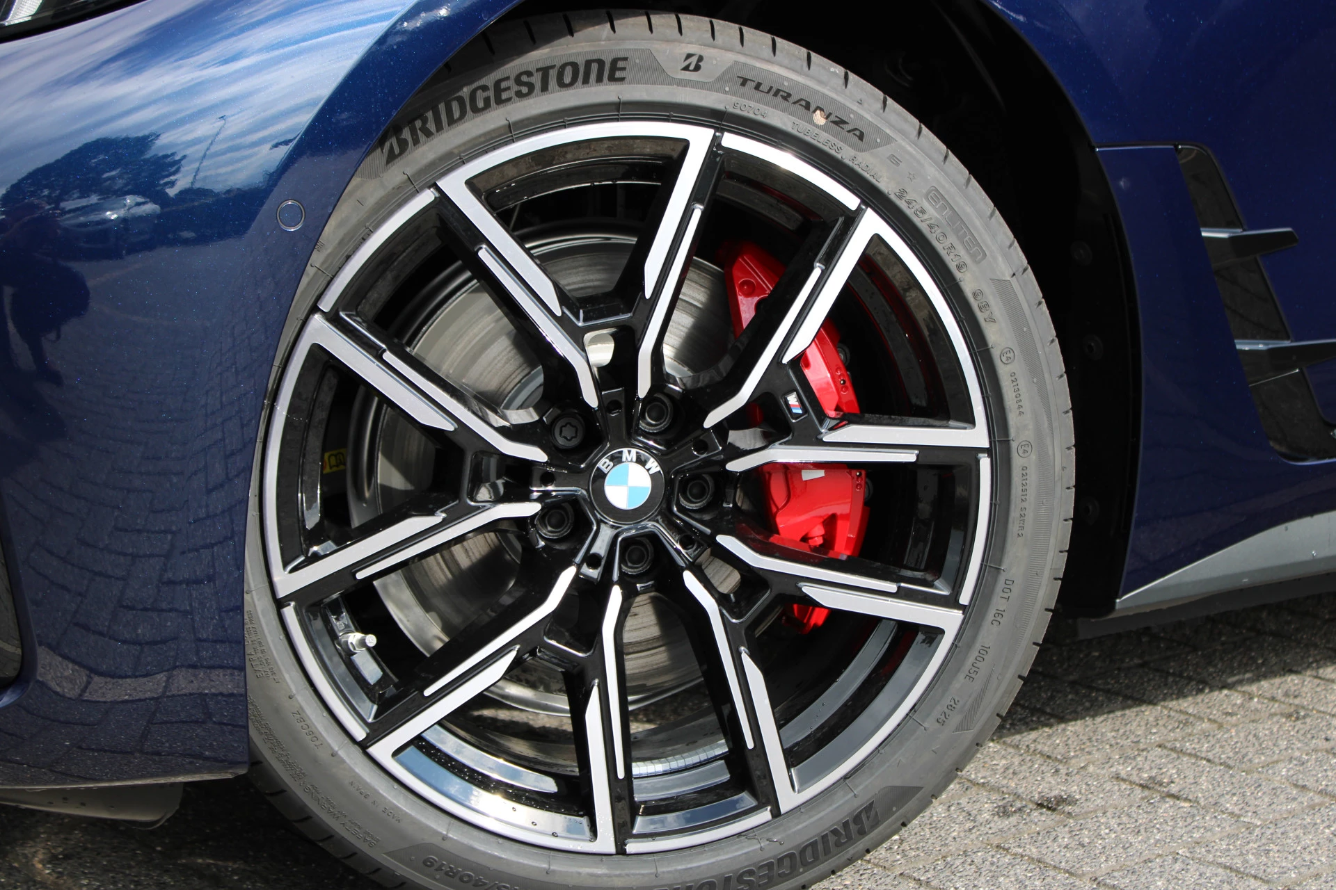 Hoofdafbeelding BMW i4