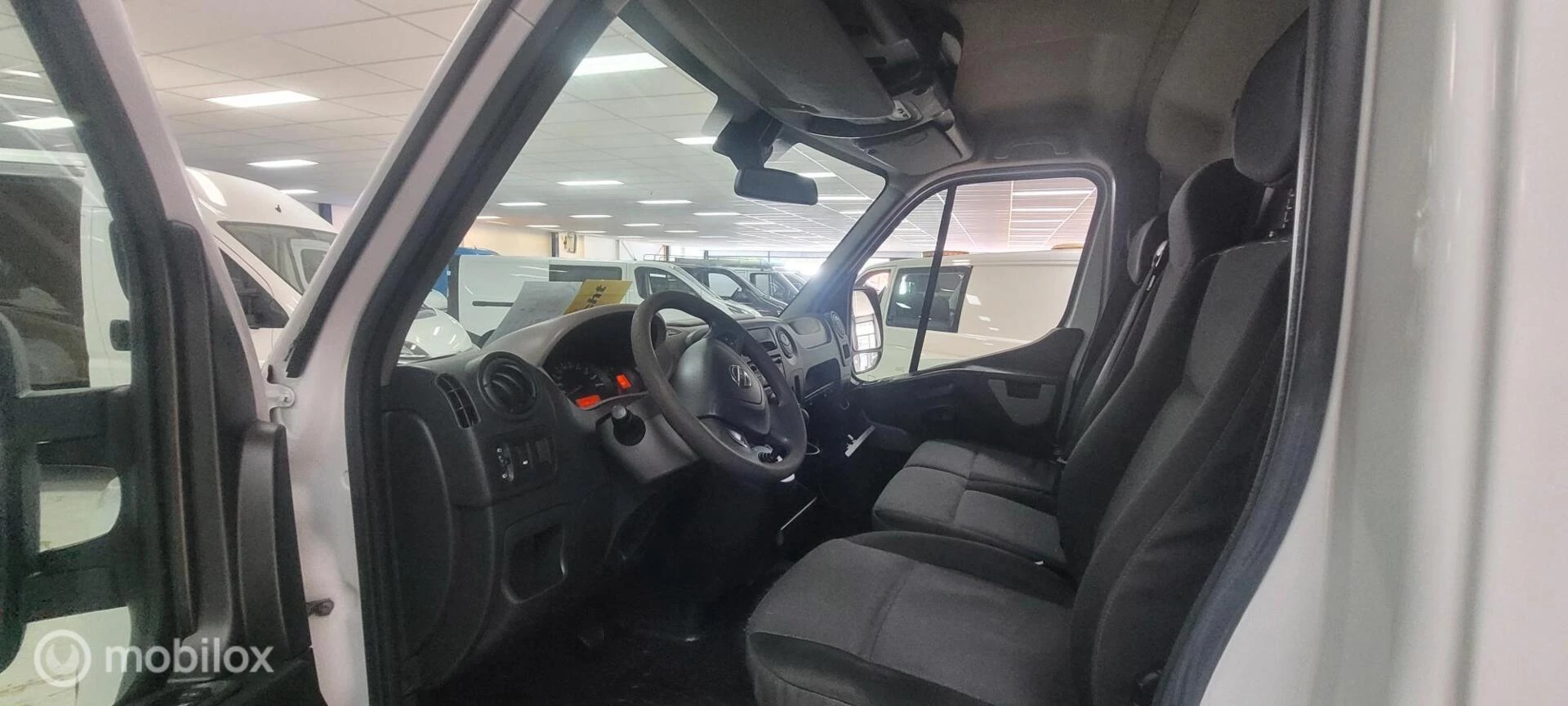 Hoofdafbeelding Nissan NV400