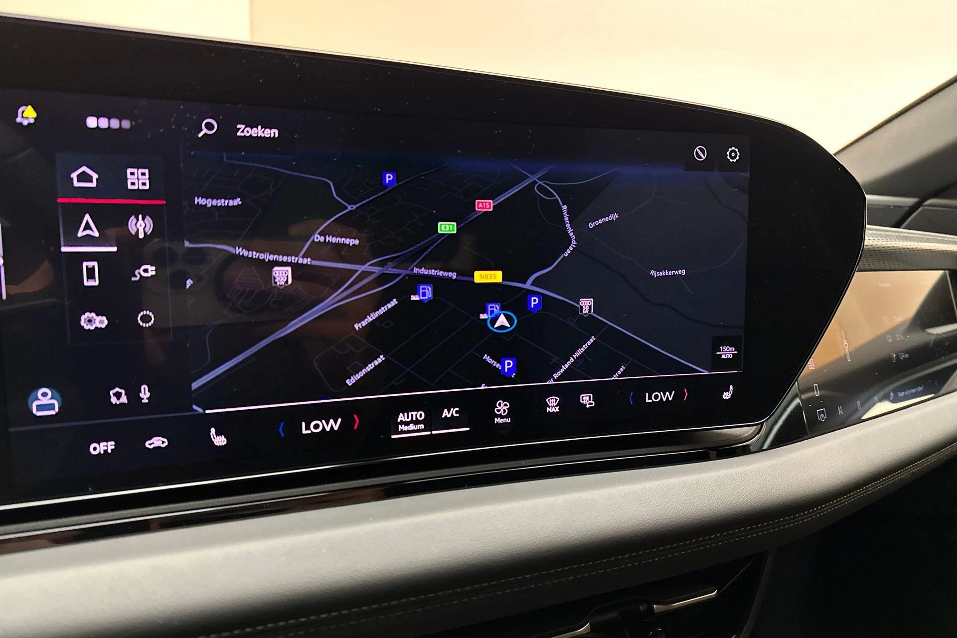 Hoofdafbeelding Audi A6 Avant e-tron