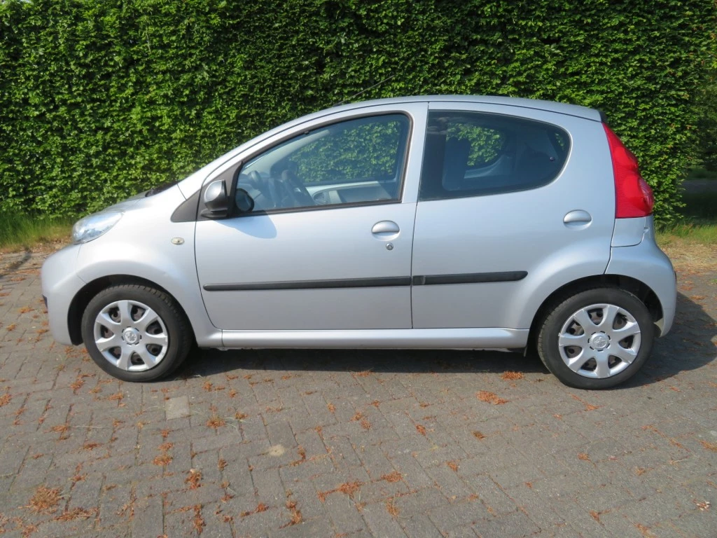 Hoofdafbeelding Peugeot 107