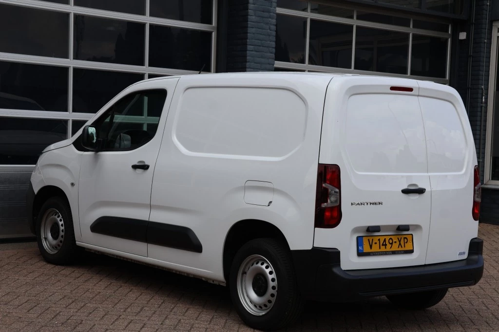 Hoofdafbeelding Peugeot Partner