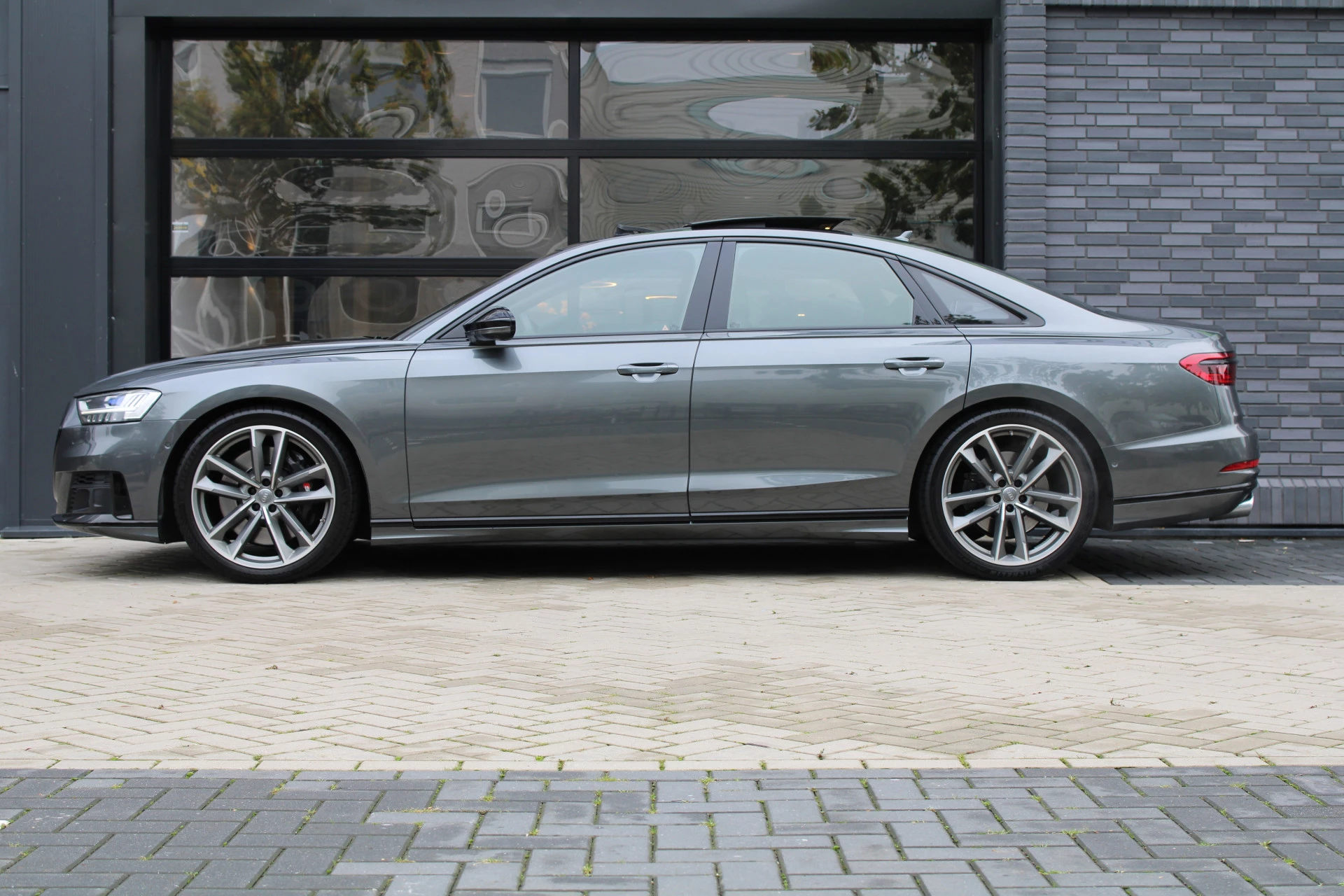 Hoofdafbeelding Audi S8