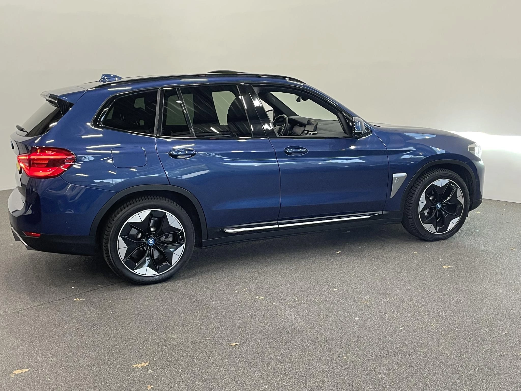 Hoofdafbeelding BMW iX3