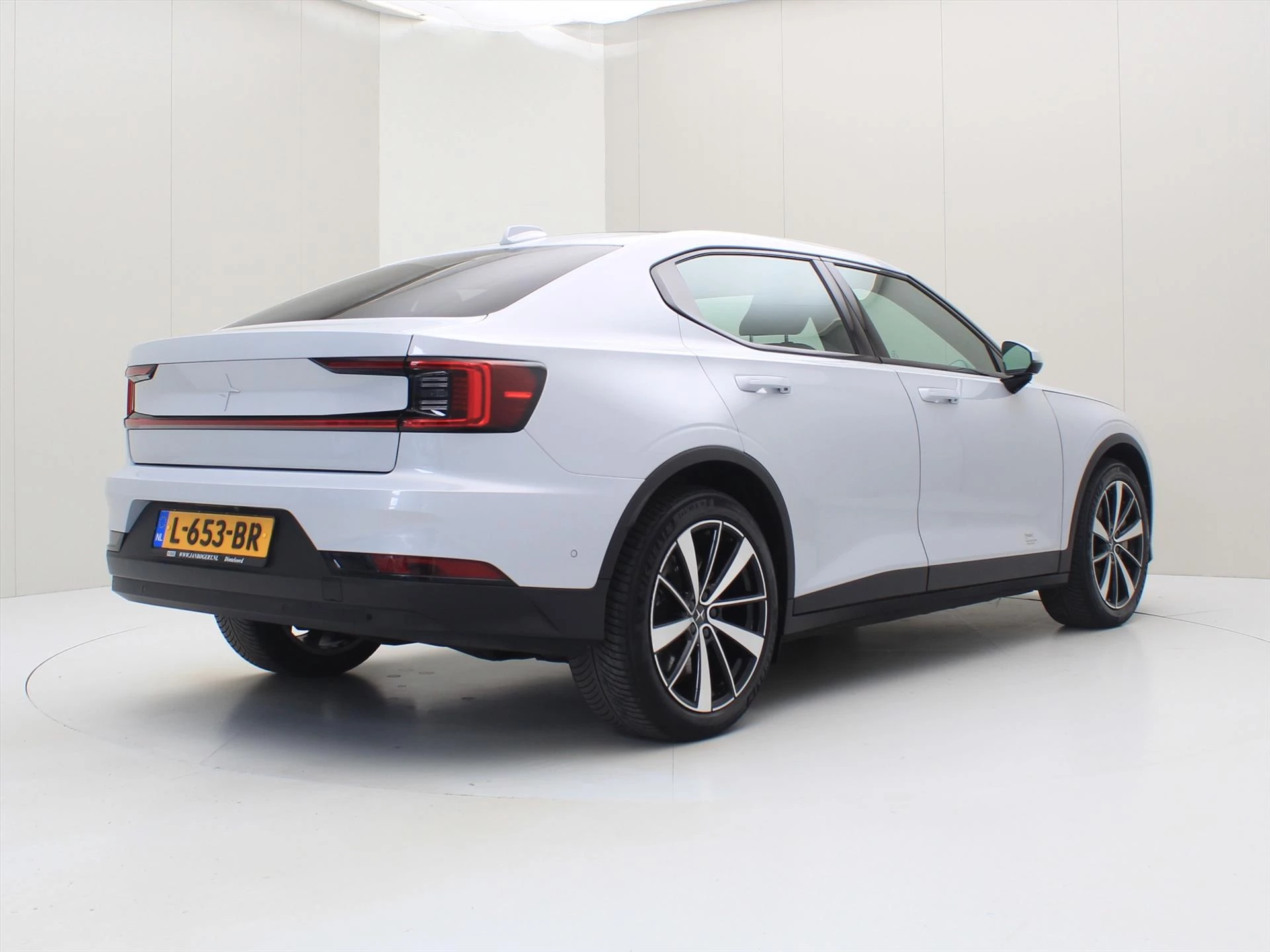 Hoofdafbeelding Polestar 2