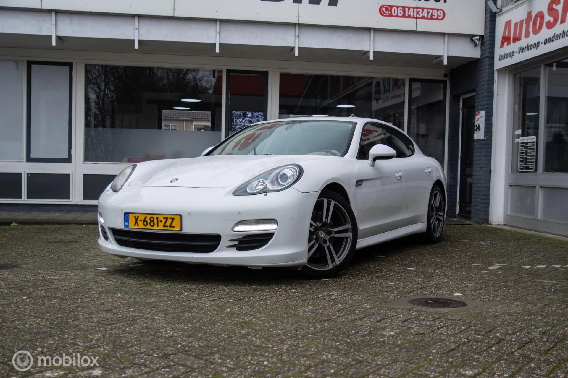 Hoofdafbeelding Porsche Panamera
