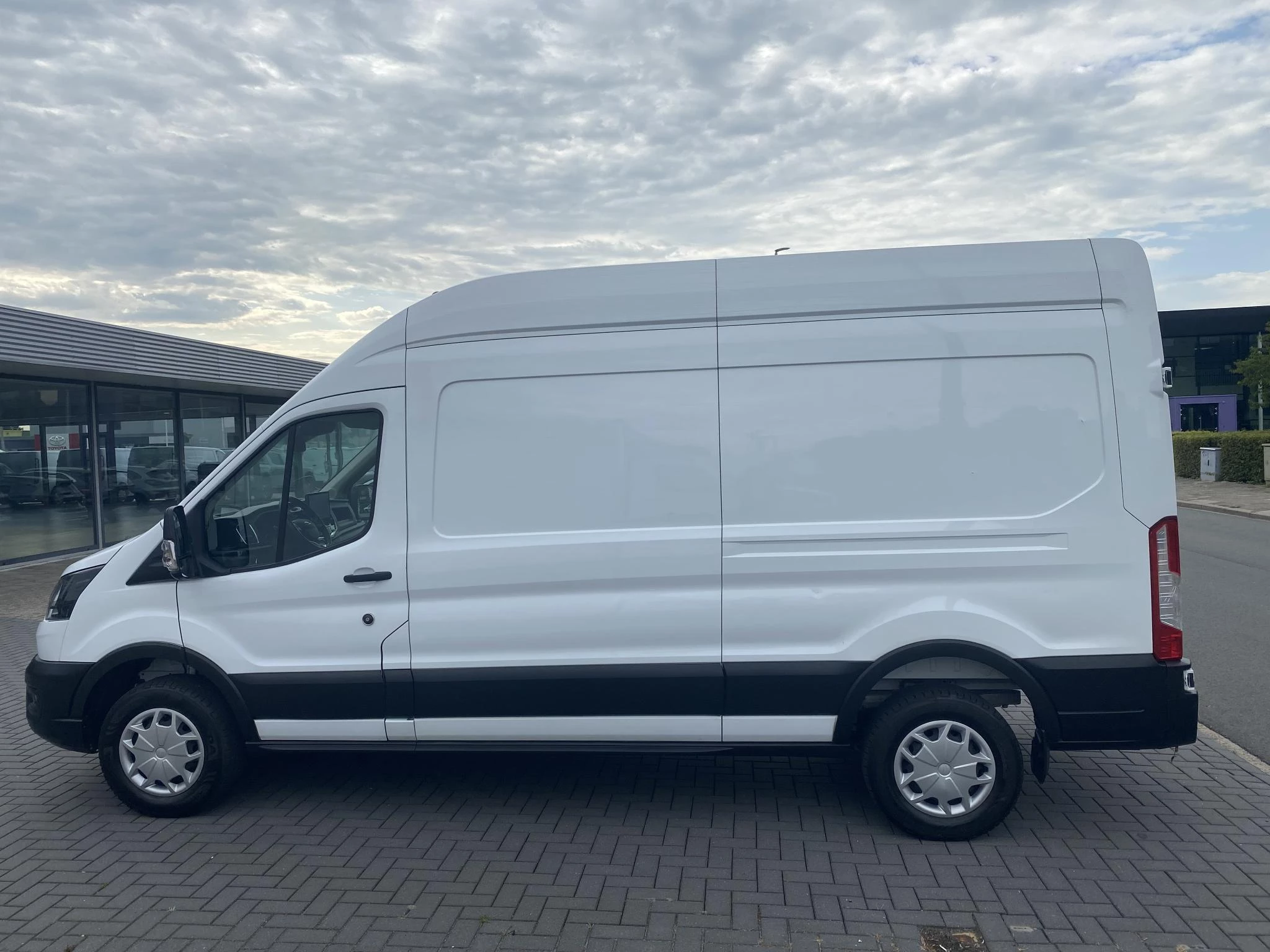 Hoofdafbeelding Ford E-Transit