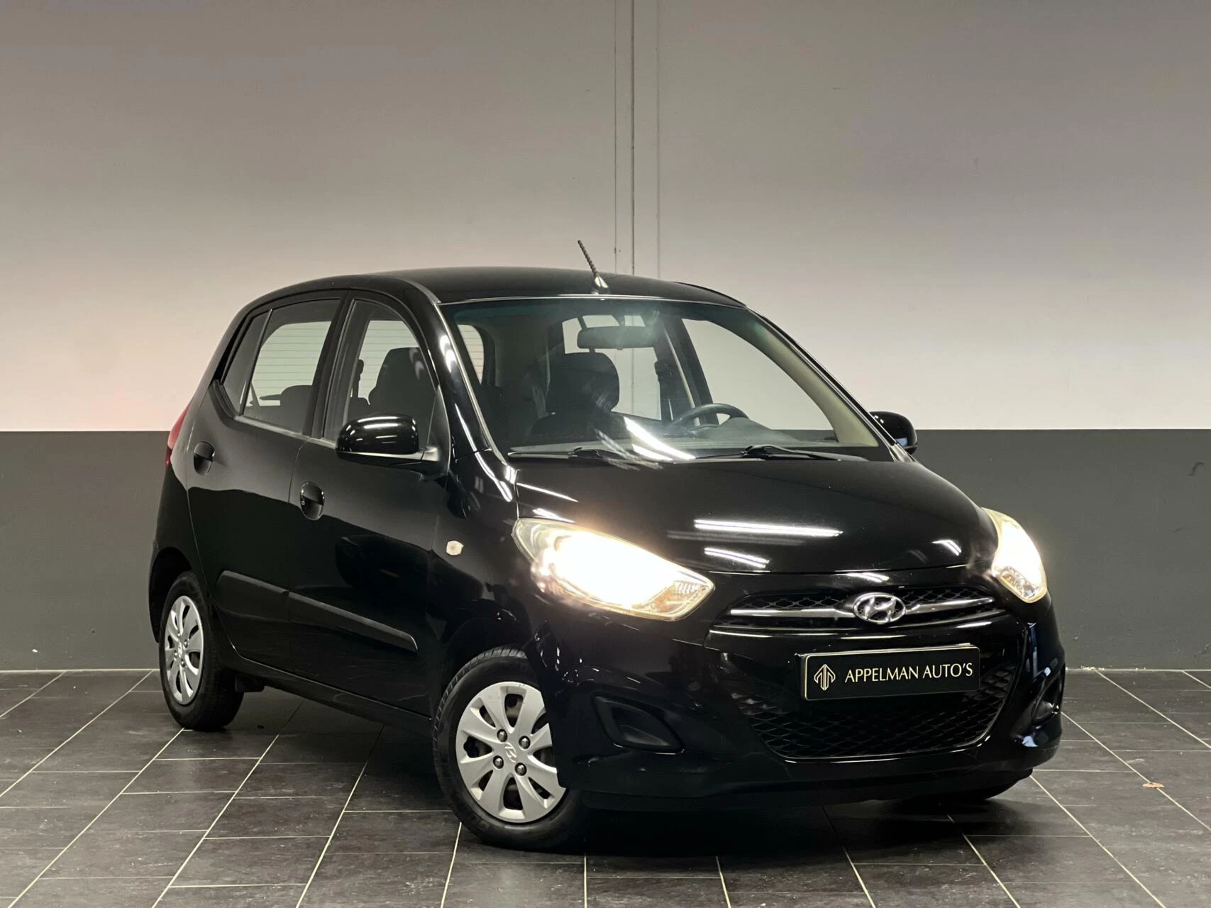 Hoofdafbeelding Hyundai i10