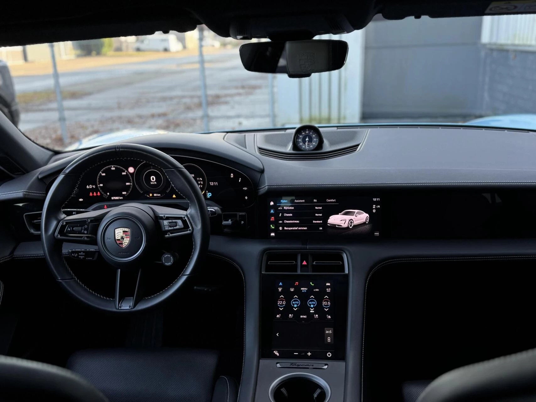 Hoofdafbeelding Porsche Taycan