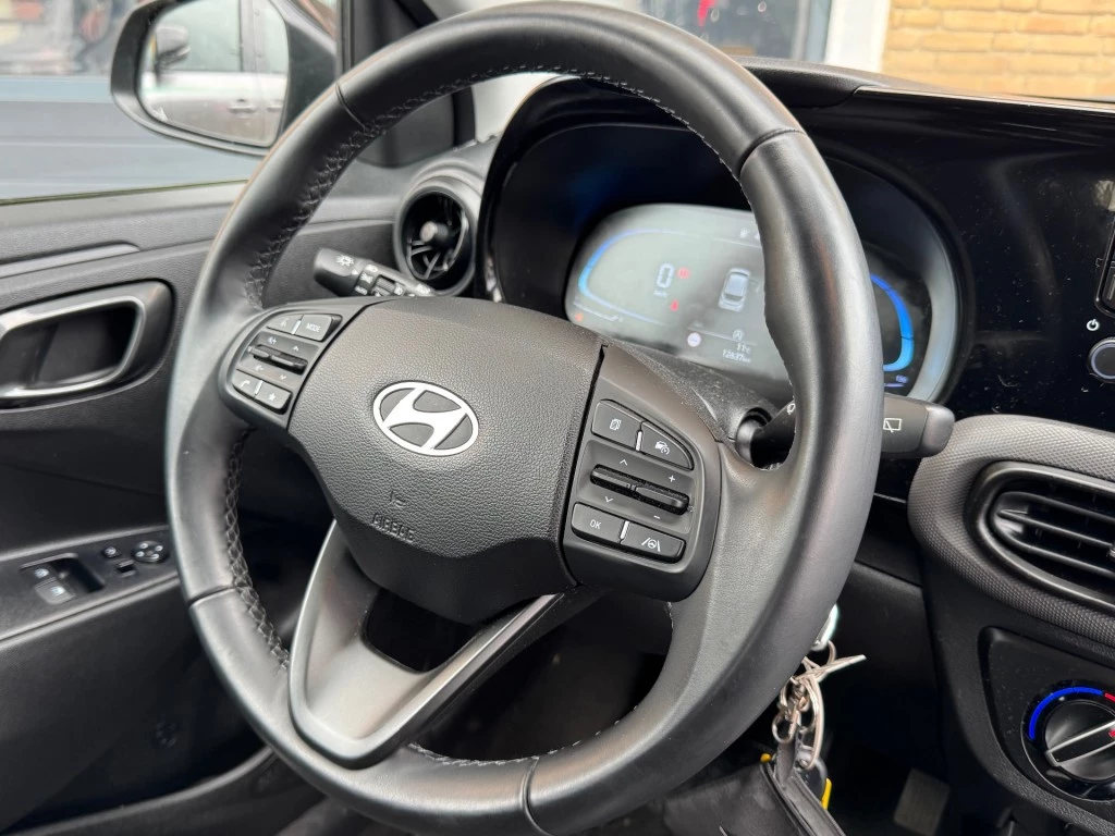 Hoofdafbeelding Hyundai i10