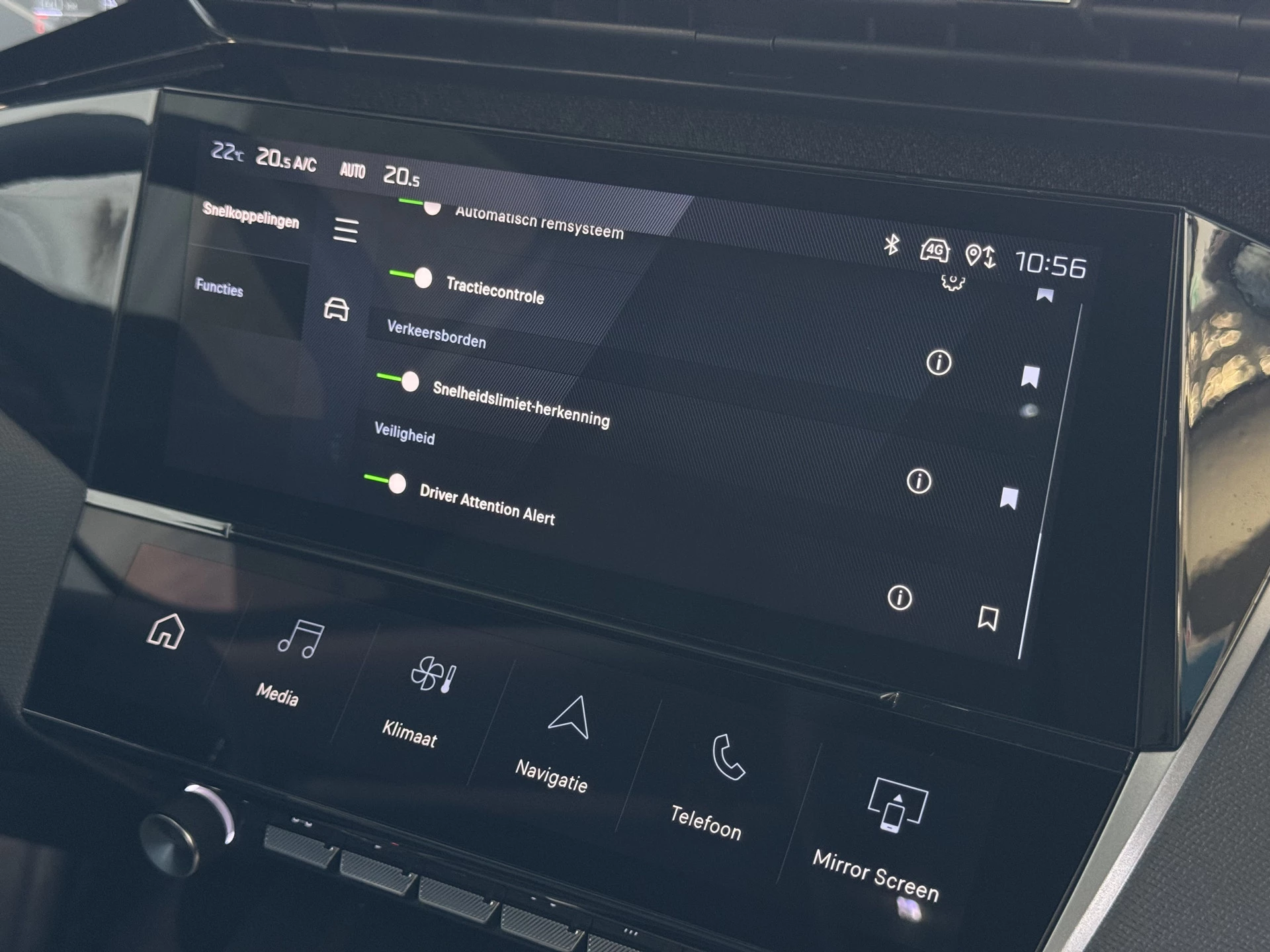 Hoofdafbeelding Peugeot 408