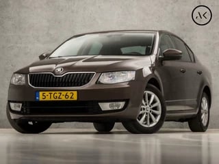 Škoda Octavia 1.2 TSI Sportline (NAVIGATIE, CLIMATE, CRUISE, GETINT GLAS, SPORTSTOELEN, LM VELGEN, TREKHAAK, PARKEERSENSOREN, NIEUWSTAAT)