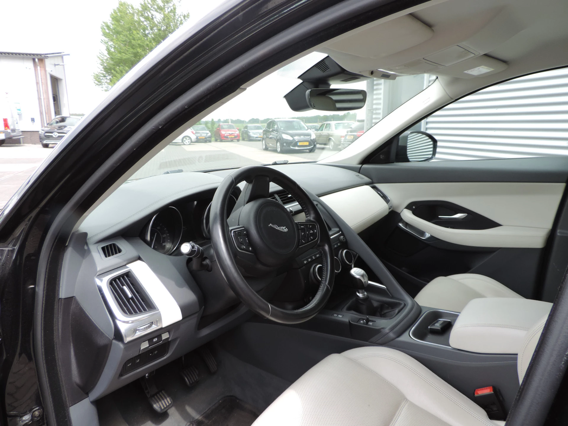 Hoofdafbeelding Jaguar E-PACE