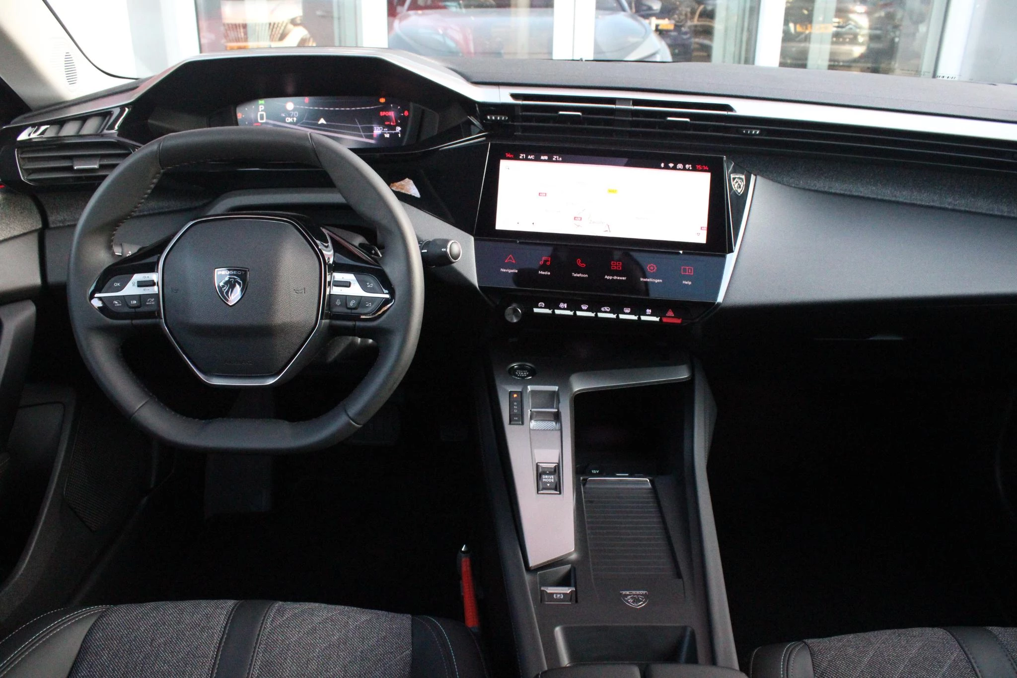 Hoofdafbeelding Peugeot 408
