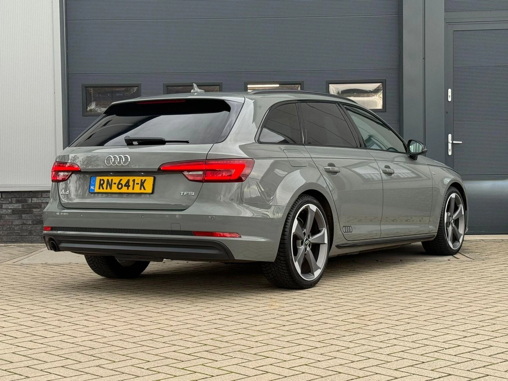 Hoofdafbeelding Audi A4