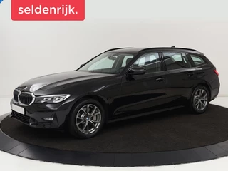 BMW 3-serie 330e Sport Line | Stoelverwarming | Half leder |  Carplay | Sportstoelen | Live Cockpit | Sfeerverlichting | Navigatie | Full LED