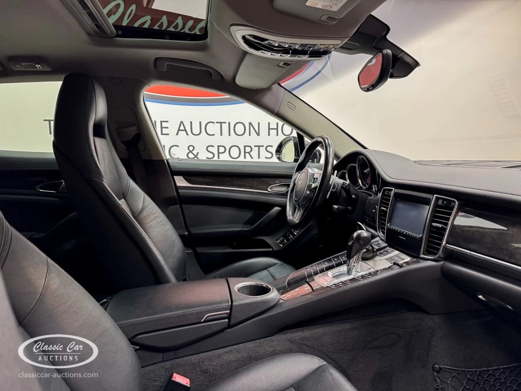 Hoofdafbeelding Porsche Panamera